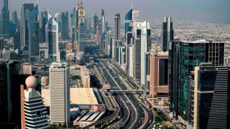 كيف احتوت الإمارات أزمة كوفيد 19؟