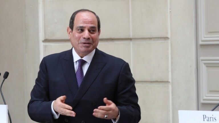 السيسي يصدر قرارات بحق مسؤولين