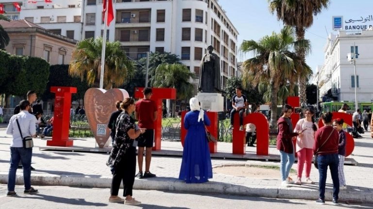 في اليوم العالمي لحقوق الإنسان: تونس تسجّل بوادر تراجع في الحريات العامة والفردية
