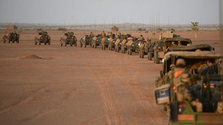 فرنسا تحول مبالغ مالية لإرهابيين متواجدين على الحدود الجزائرية