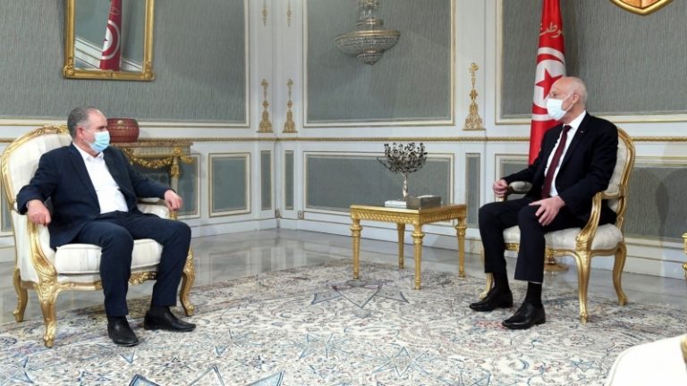 في لقائه بالطبوبي: سعيّد يؤكد من جديد أنه لا حوار مع الفاسدين