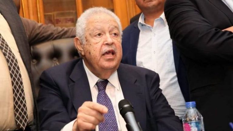 مصدر: الخلاف بين ” رجائي عطية ” نقيب المحامين المصري واتحاد المحامين العرب محل محاضر بين الطرفين