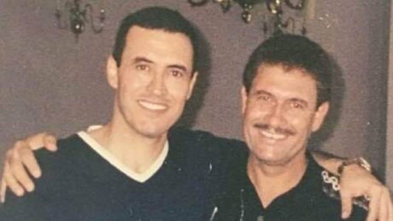 كاظم الساهر يوافق على نشر كتاب يروي مسيرة حياته