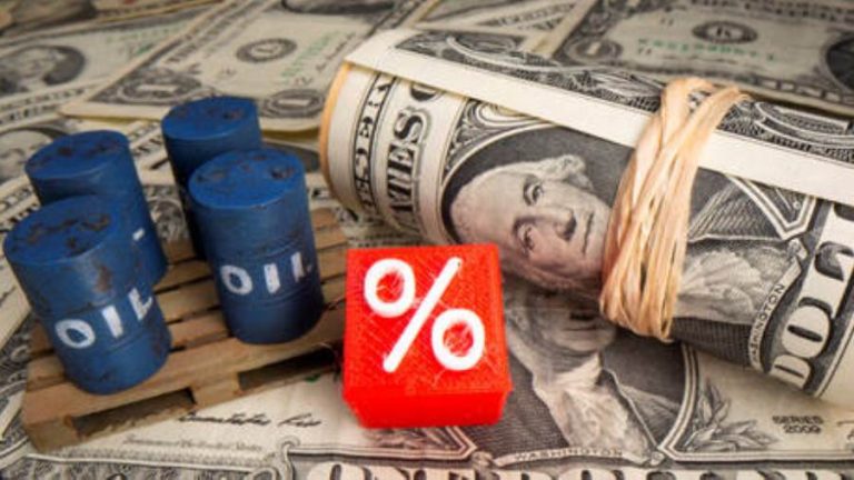 وزارة الطاقة الروسية تحدد “السعر العادل” لبرميل النفط