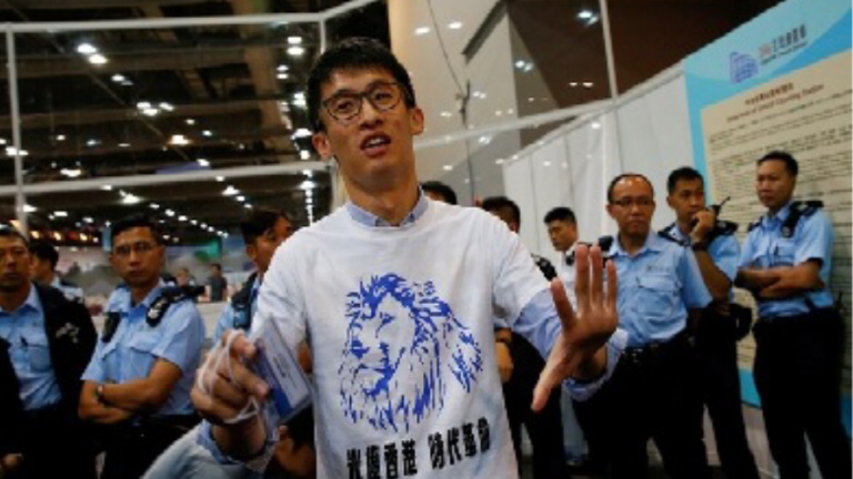 نائب سابق من هونج كونج يطلب اللجوء السياسي في الولايات المتحدة