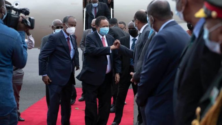 عاجل.. حمدوك يصل جيبوتي ليترأس قمة الإيقاد