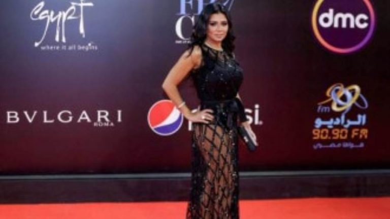 رانيا يوسف تثير الجدل بالحديث عن مفاتن جسدها