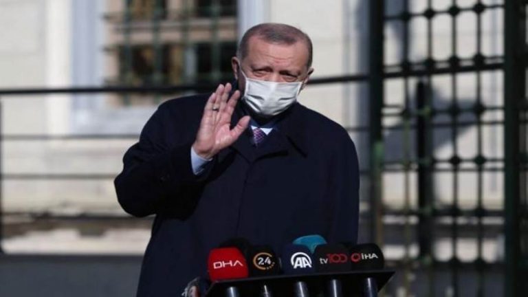 داود أوغلو: أردوغان هو المتآمر الحقيقي على بلدنا وشعبنا