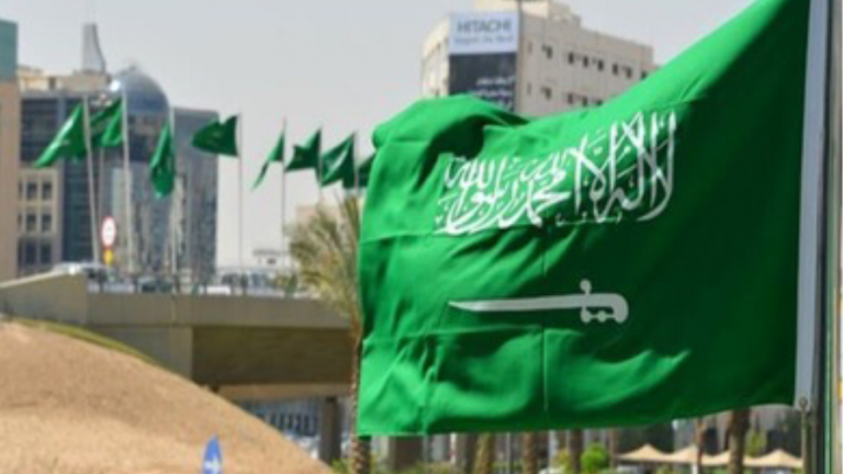 السعودية تعلن تمديد تعليق الرحلات الجوية الدولية لأسبوع آخر