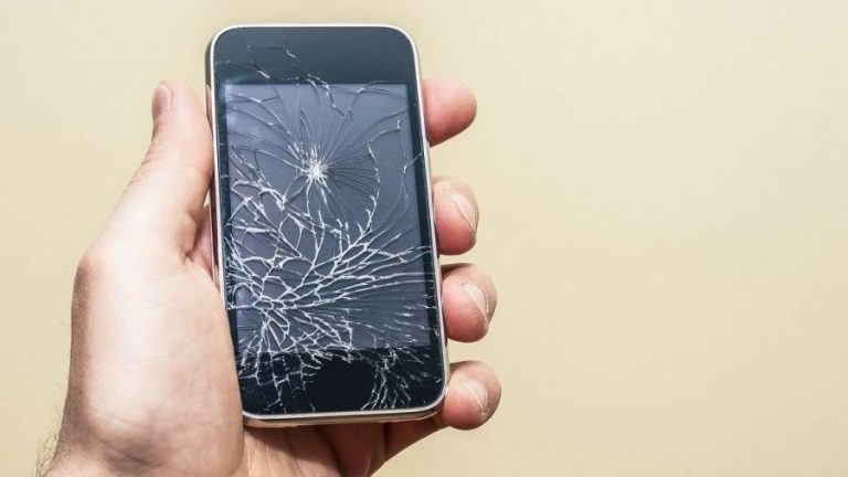 ابتكار شاشة هاتف تعالج نفسها من الكسور‎