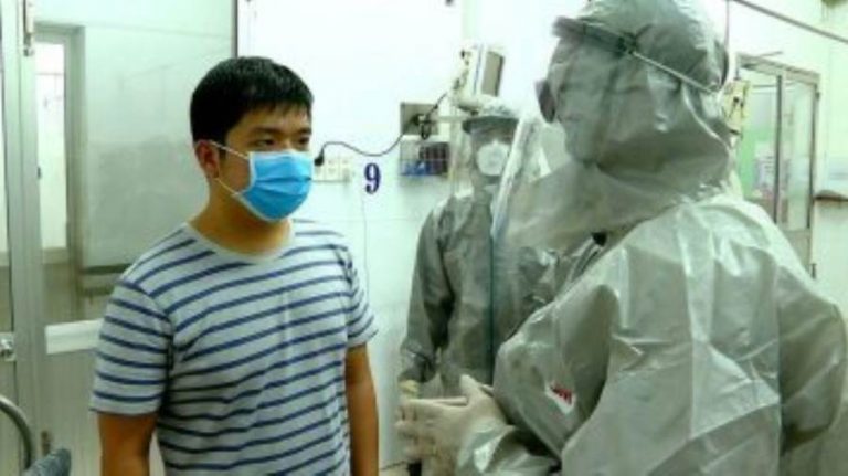 سويسرا تسجل 10087 إصابة جديدة بكورونا