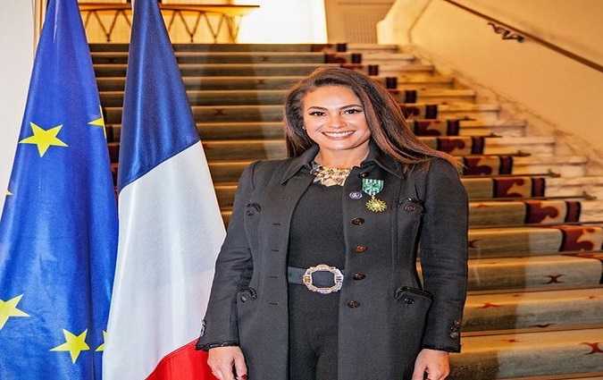 هند صبري تُقلّد بوسام الآداب والفنون الفرنسي