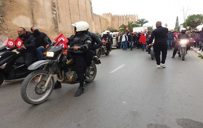 صفاقس: قوات الأمن تدخل في سلسلة احتجاجات وتُطالب بإستقالة المشيشي