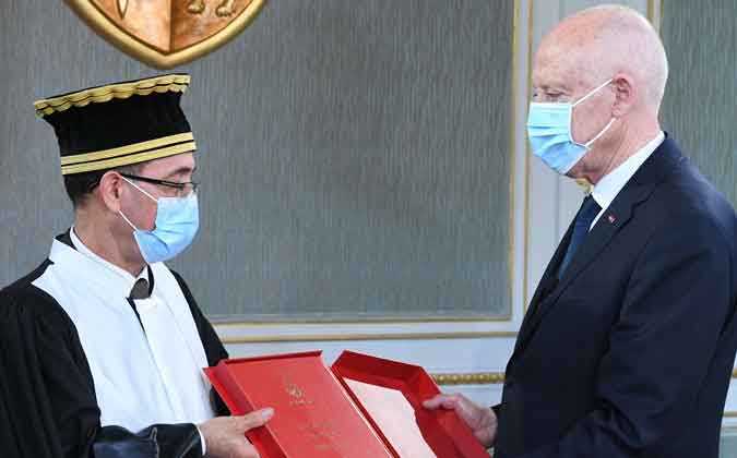 قيس سعيد : بعض المحاكم تحولت الى محاكم حسابات و قسمة للسلطة