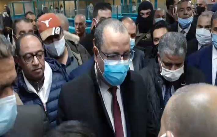 المشيشي من مطار قرطاج: تمّ رفع قضية ضد نواب الكرامة ولن نسمح بالإعتداء على المؤسسة الأمنية
