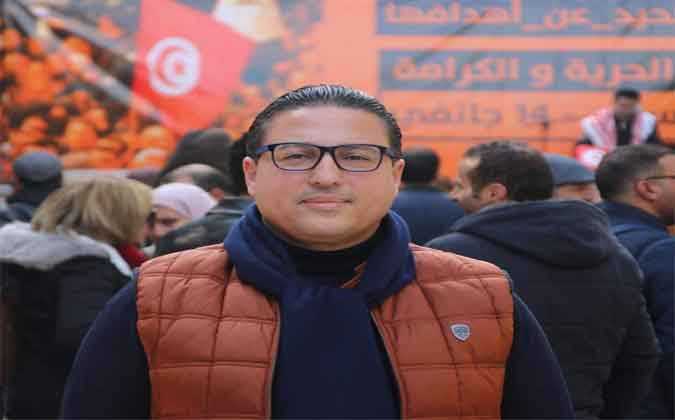 العجبوني حول قرار المشيشي إحداث هيئة عليا لتقييم استراتيجية الحكومة : سياسة الاستحمار