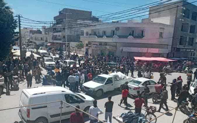 في أول ايام الحجر الصحي الشامل : فوضى و عصيان في الاسواق التونسية