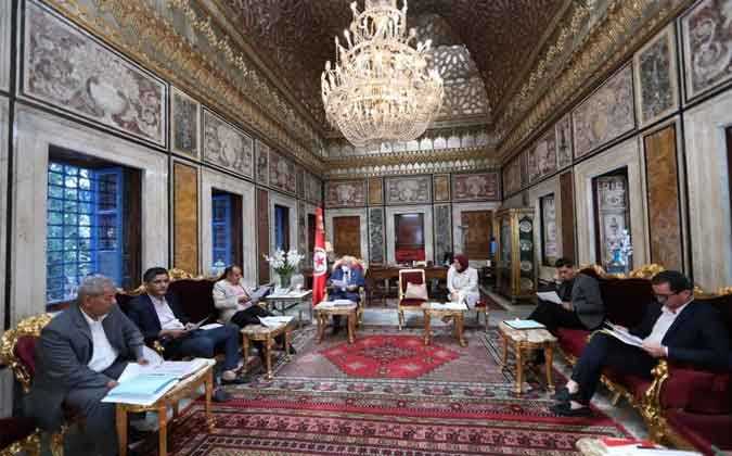 مجلس نواب الشعب : رؤساء وممثلي الكتل يدعون  الى  تكثيف الاجتماعات التوافقية والتشاورية