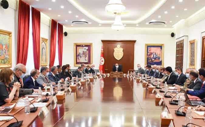 يوم غد الجمعة : الاعلان على قرارات جديدة للتصدي لفيروس كورونا