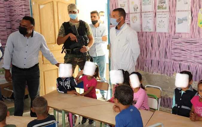 مما يخافُ وزير التربية لاشهار السلاح وسط قسم من الأطفال؟