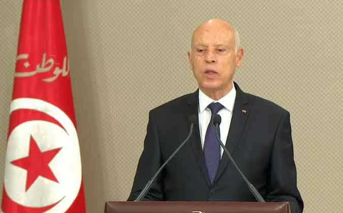 قيس سعيد : سنعمل على إنقاذ الدولة من براثن الذين يتربصون بها في الداخل و الخارج