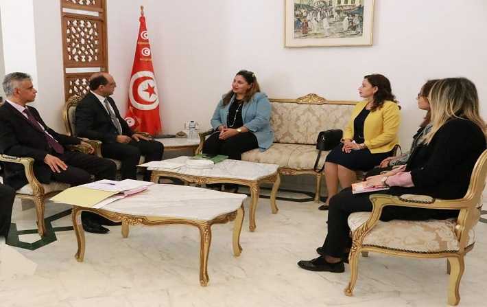 مالك الزاهي يجتمع بفريق محكمة المحاسبات حول القيام بمهمة رقابية ميدانية
