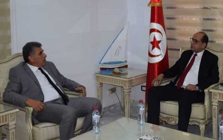 أزمة النفايات : والي صفاقس يُعلن عن توصّل كلّ الأطراف إلى حلّ