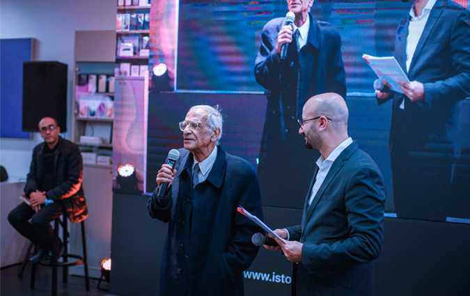 الإطلاق الرسمي لجهاز أيفون: لقاء الثقافة والتكنولوجيا في أي ستور في تونس مول