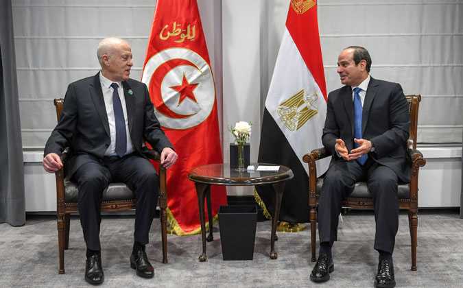 في بروكسيل : قيس سعيد يلتقي السيسي