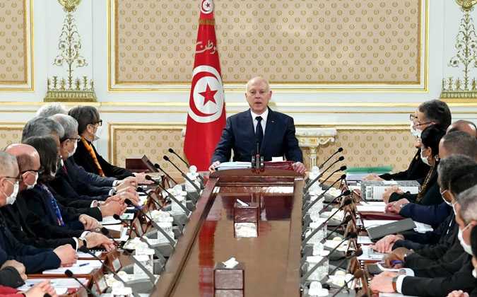 مجلس الوزراء يصادق على جملة من المراسيم و الاوامر الرئاسية