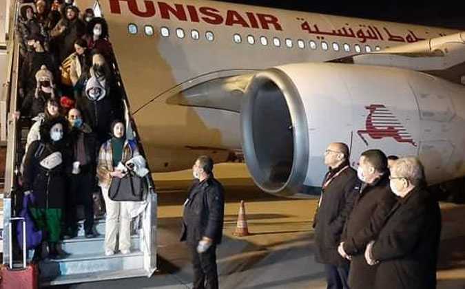 اجلاء 230 تونسيا من أوكرانيا