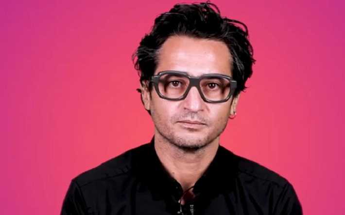 المخرج السينمائي عصام بوقرة يدخل في إضراب جوع وحشي بسجن المرناقية