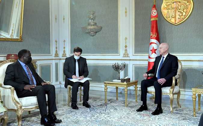 قيس سعيد يؤكد إستعداد تونس لاحتضان مقر الوكالة الافريقية للأدوية