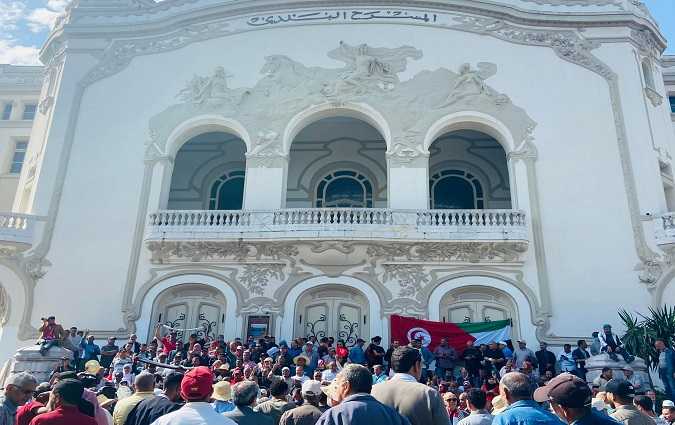 بشعار ‘ سعيد يا عميل الاستعمار’  – انطلاق التحرك الاحتجاجي لجبهة الخلاص و مواطنون ضد الانقلاب