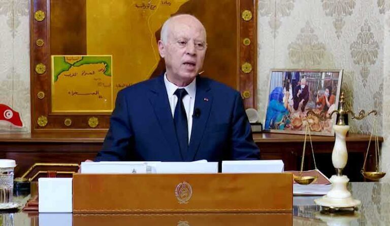 ” غير مرغوب فيهم ” قيس سعيد يهدد بالانسحاب من لجنة البندقية