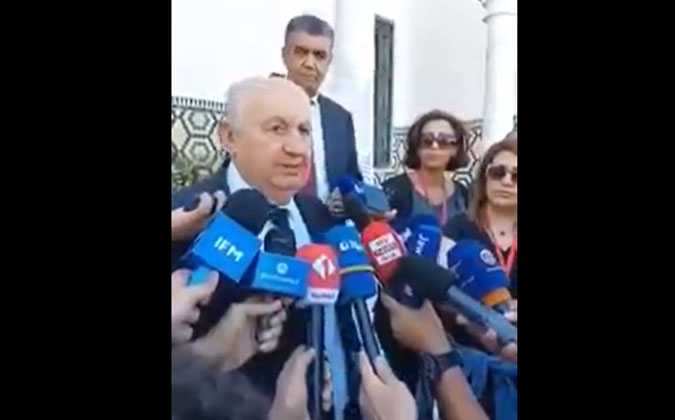 الصادق بلعيد : ربي و سيدي بلحسن هوما إللي يعرفوا  الدستور باش يحضر و الا لا