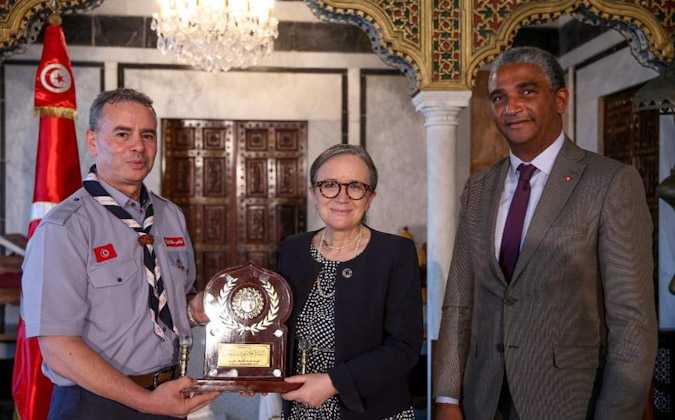 في إطار لقاء الجوالة العرب : نجلاء بودن تلتقي وفدا عن الكشافة التونسية