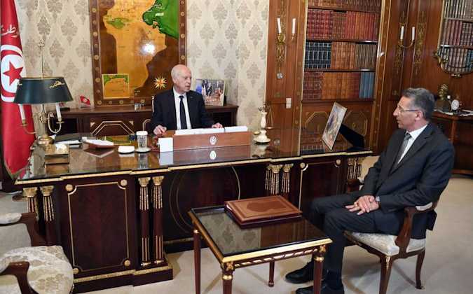 استعدادات موعد الاستفتاء : محور لقاء قيس سعيد بتوفيق شرف الدين