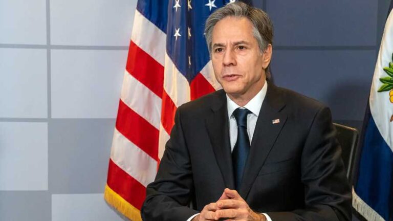 بلينكن: الدستور التونسي الجديد قد يضعف الديمقراطية ويقوض احترام حقوق الإنسان