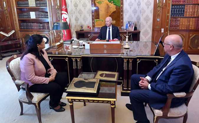 قيس سعيّد : بدأ الكشف عمن كانوا يدعون زورا وبهتانا خدمة الشعب