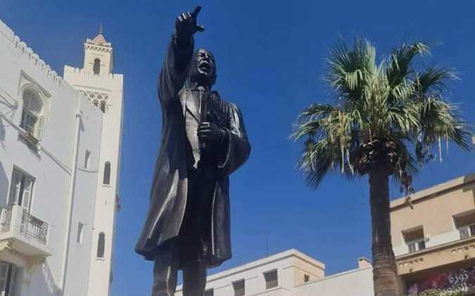 صفاقس : تدشين مجسم للشهيد شكري بلعيد