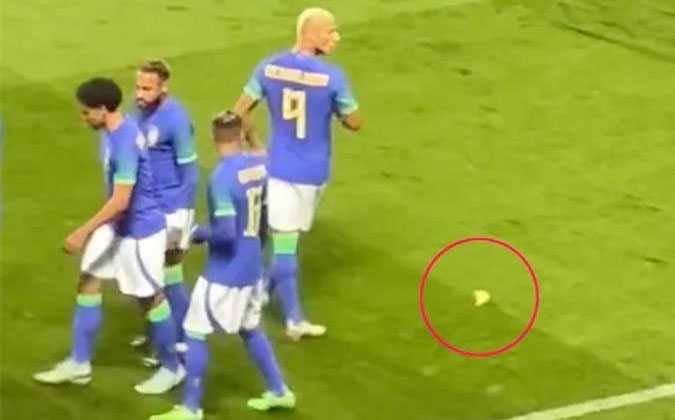 الجامعة التونسية لكرة القدم : لا وجود لأي دليل مادي يثبت ان من رمي الموز تونسي