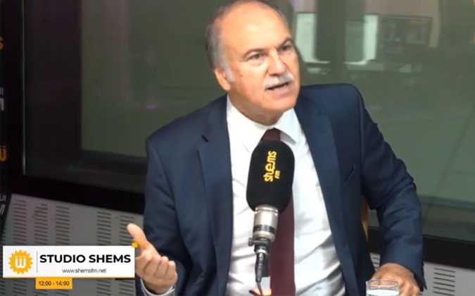 حاتم بن سالم يدعو الى تشكيل ” حكومة حرب “