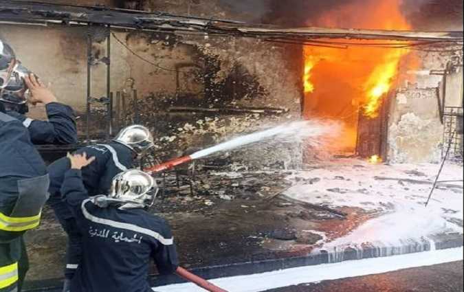 القيروان – الحماية المدنية تخمد حريقا هائلا بمحل لبيع البنزين المهرّب !