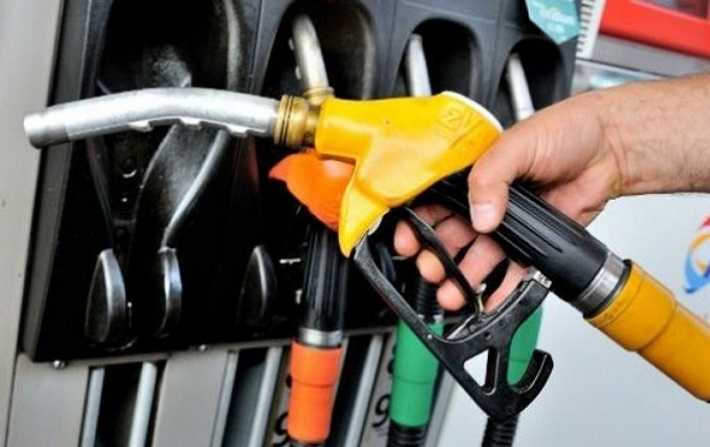 الترفيع في سعر المحروقات ابتداءا من منتصف الليل
