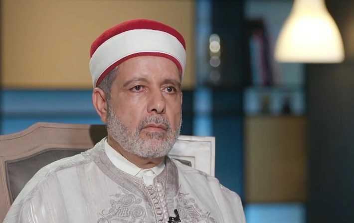 من قطر، الخادمي ينشر خطاب ديني مبني على أسس التفرقة